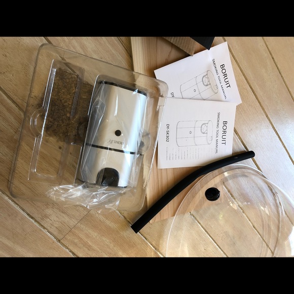 NWT New Boruit smoker and accessories - Picture 4 of 10
